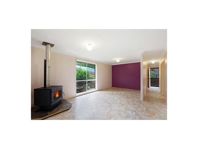 2/10 Redgrove Street, Green Point NSW 2251