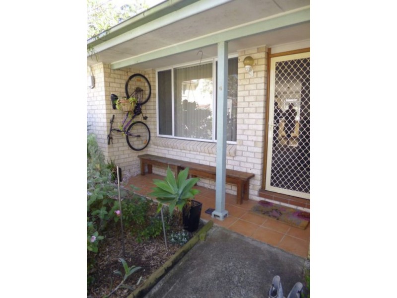 6/205A Albany Street, Point Frederick NSW 2250