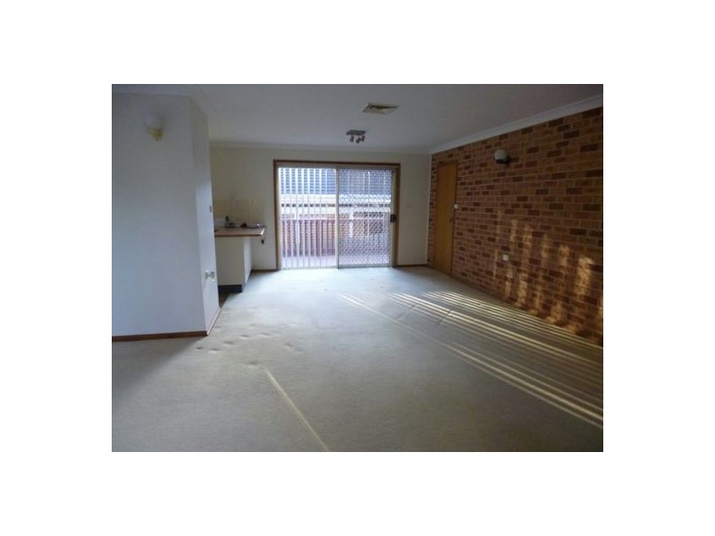 1/19 Charles Kay Drive, Terrigal NSW 2260