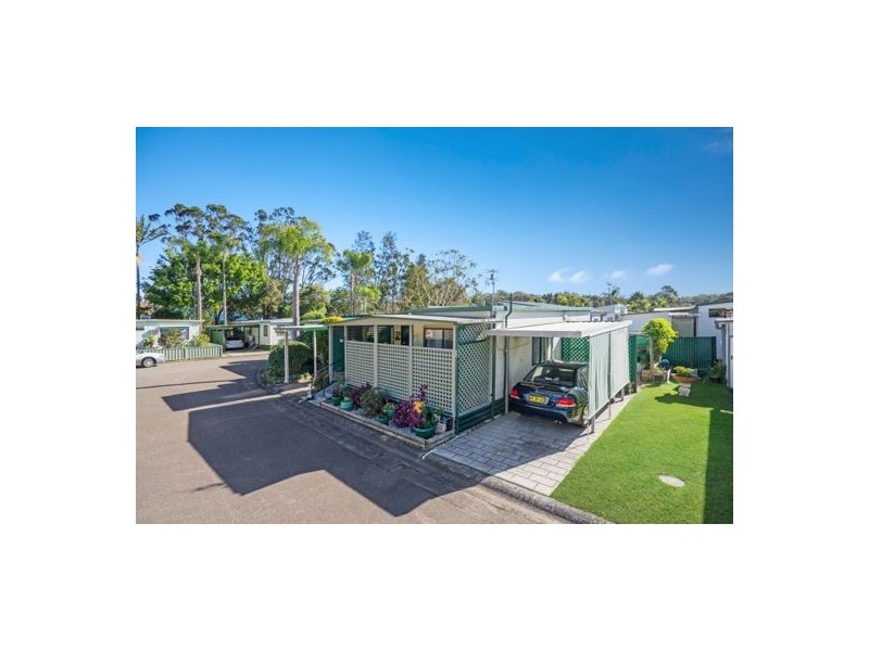 F2 Broadlands Village, Green Point NSW 2251