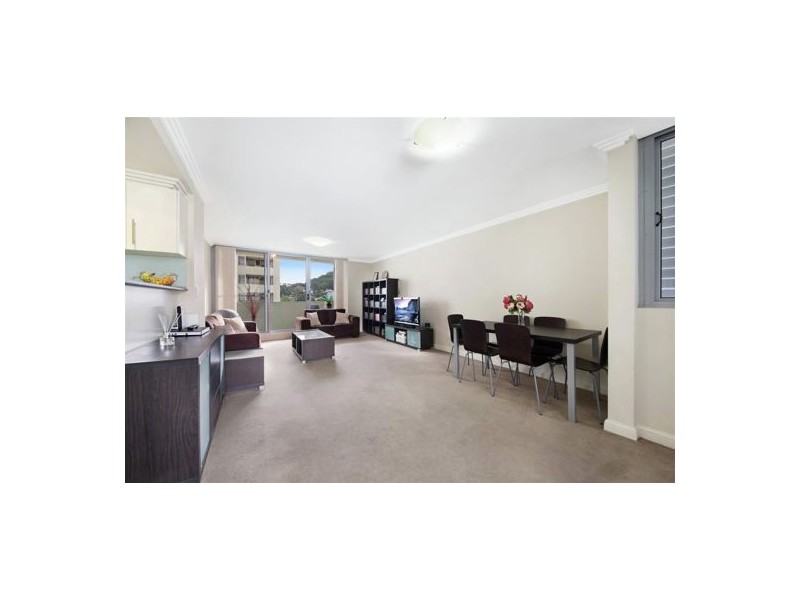 17/72-82 Mann Street, Gosford NSW 2250