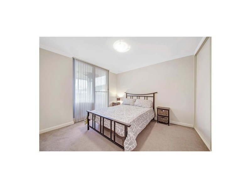 17/72-82 Mann Street, Gosford NSW 2250