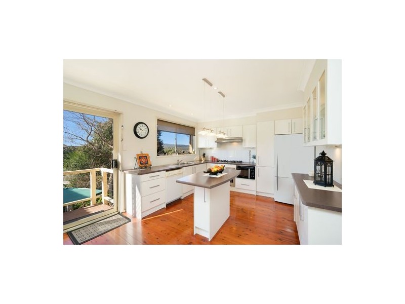 6 Woolard Road, Springfield NSW 2250