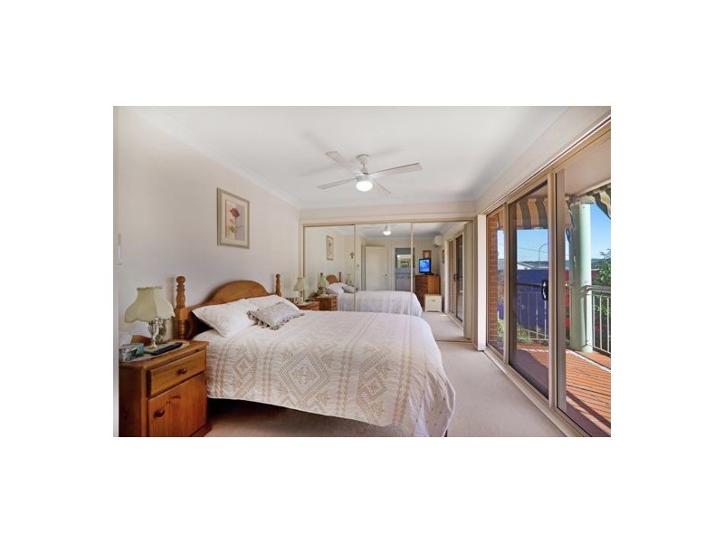 2/25 Victoria Street, East Gosford NSW 2250