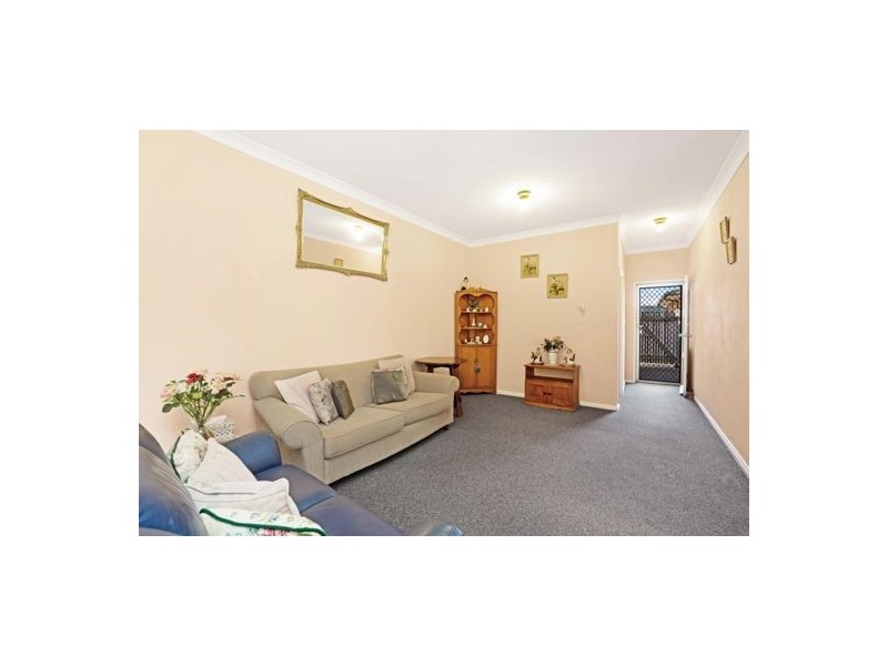 2/52 Brougham Street, East Gosford NSW 2250