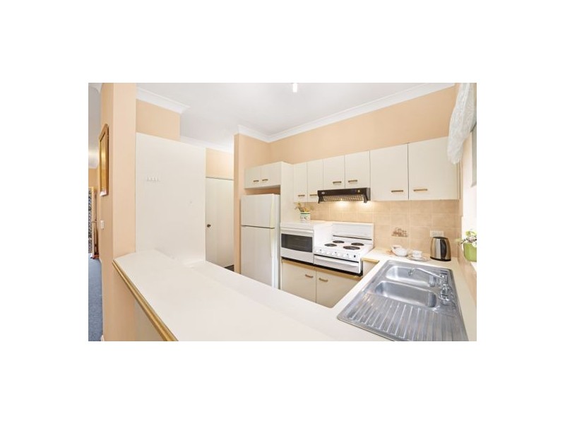 2/52 Brougham Street, East Gosford NSW 2250