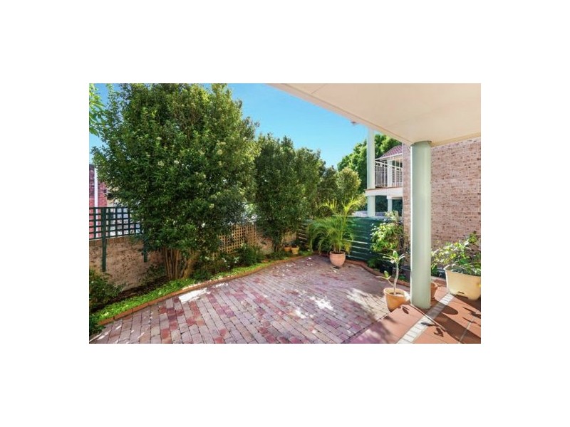 2/25 Victoria Street, East Gosford NSW 2250