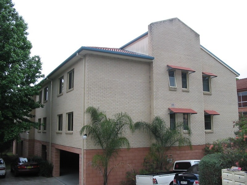 6/170 GERTRUDE STREET, Gosford NSW 2250