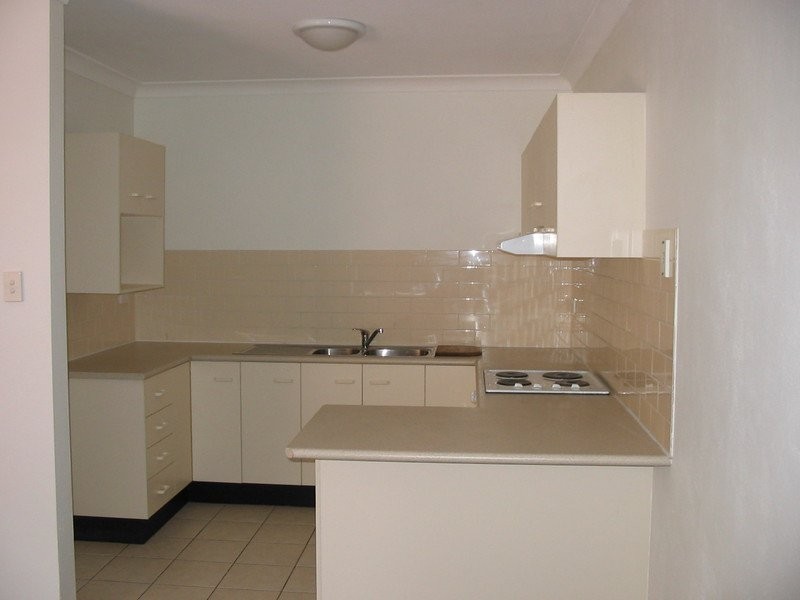 6/170 GERTRUDE STREET, Gosford NSW 2250