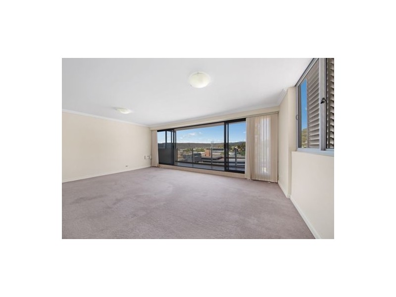 34/12 Baker Street, Gosford NSW 2250