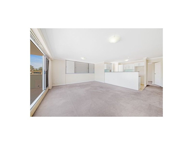 34/12 Baker Street, Gosford NSW 2250