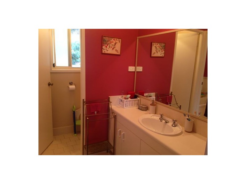 3 Woodview Road, Springfield NSW 2250