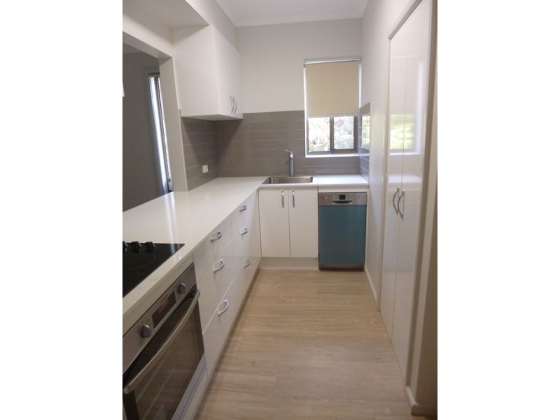 1/20 Russell Street, East Gosford NSW 2250