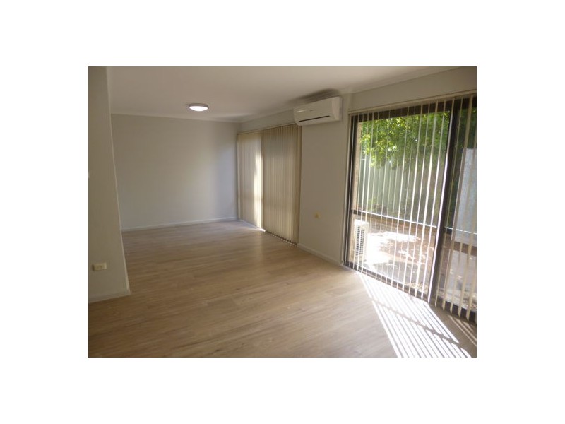 1/20 Russell Street, East Gosford NSW 2250