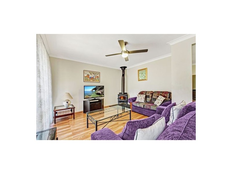 19 Honeysuckle Close, Glenning Valley NSW 2261