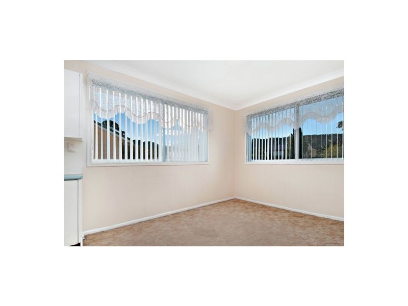 12 Maitland Road, Springfield NSW 2250