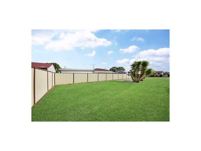 14B Marmion Street, Mannering Park NSW 2259