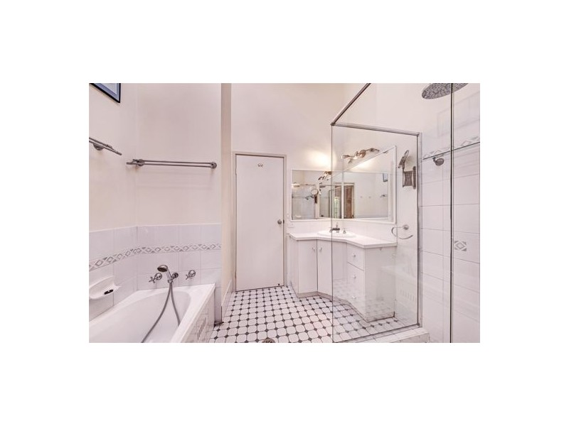 4 Lowe Place, Kariong NSW 2250