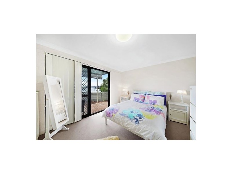 24 Carrol Avenue, East Gosford NSW 2250