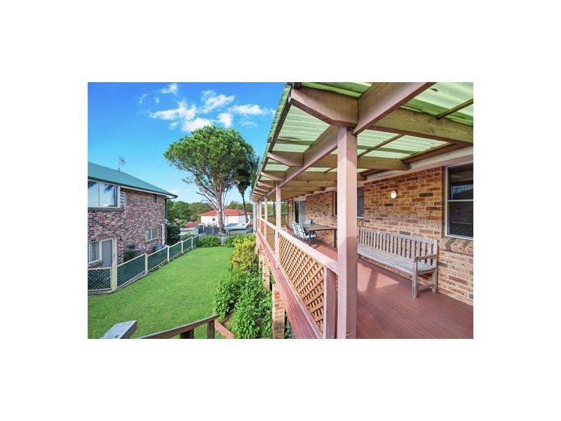 52 School Street, Kincumber NSW 2251