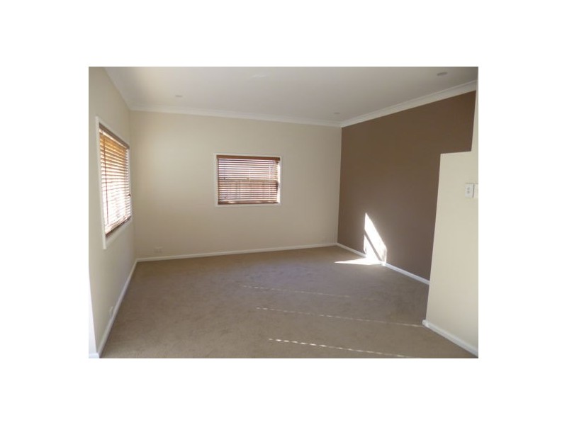 2 Narrawa Avenue, Erina NSW 2250