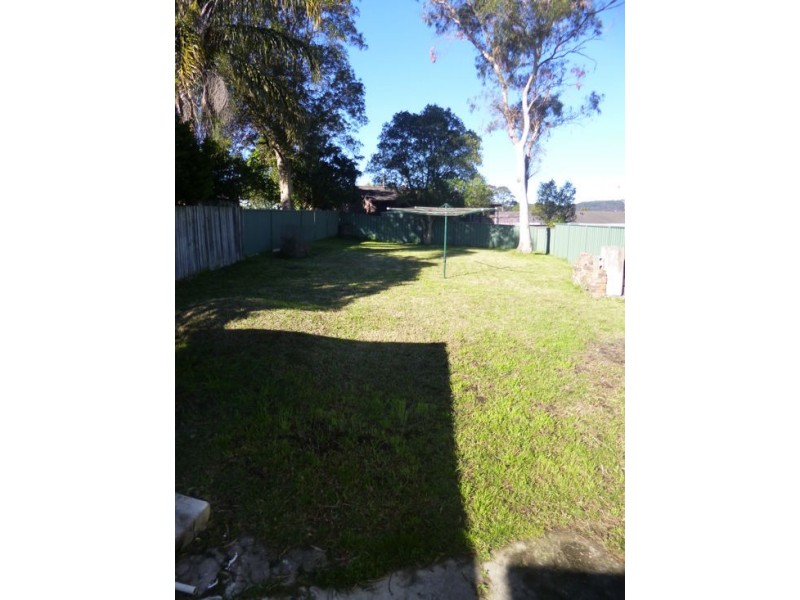 2 Narrawa Avenue, Erina NSW 2250