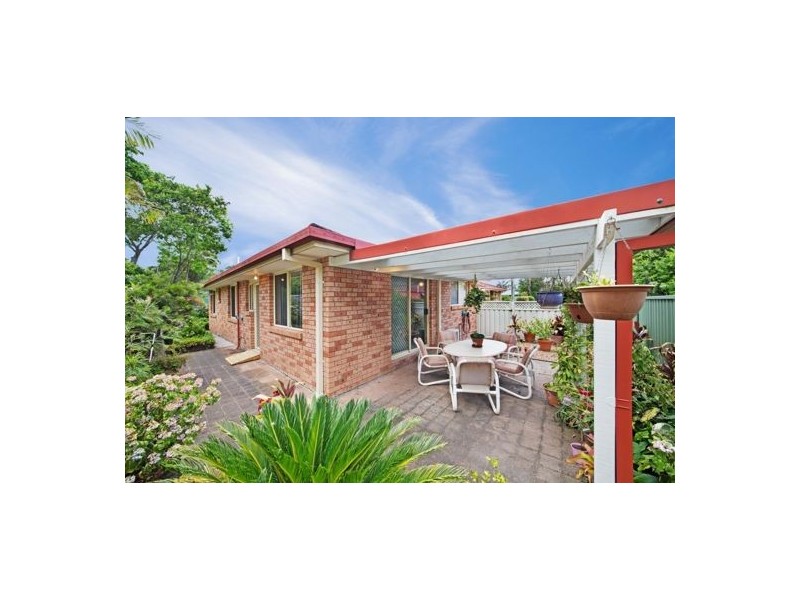 2/52 Koolang Road, Green Point NSW 2251