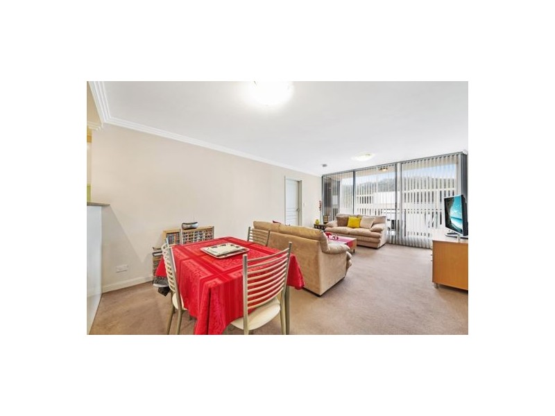 41/12 Baker Street, Gosford NSW 2250