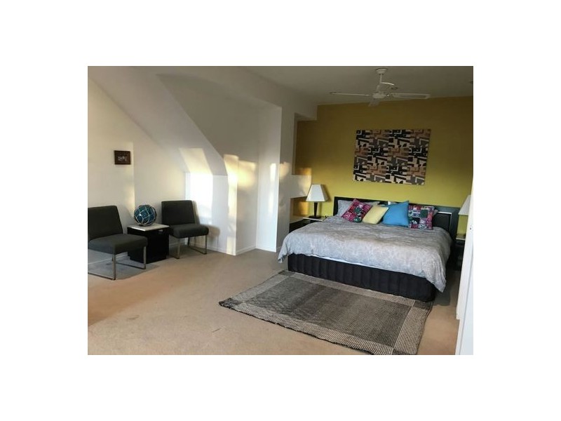 1 Weston Street, Saratoga NSW 2251