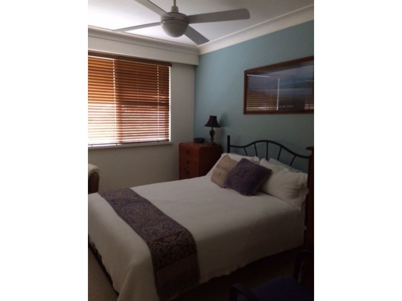1/30 Eulalia Avenue, Point Frederick NSW 2250