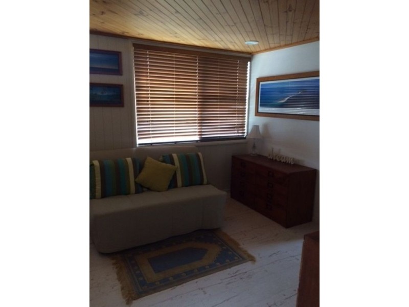 1/30 Eulalia Avenue, Point Frederick NSW 2250