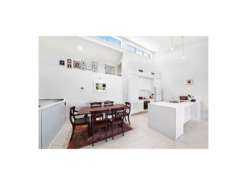 4/5 White Street, East Gosford NSW 2250