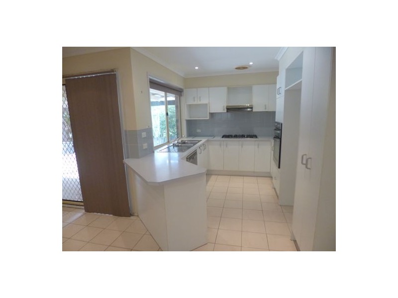 28 White Cedar Close, Green Point NSW 2251