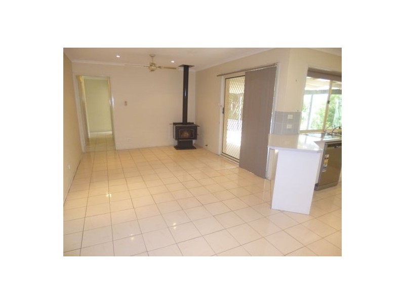 28 White Cedar Close, Green Point NSW 2251