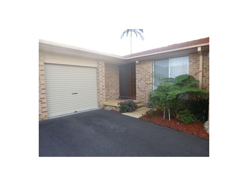 2/5 Ferguson Close, West Gosford NSW 2250