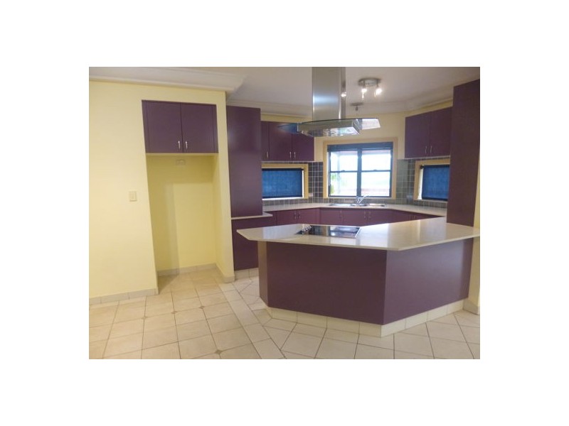 37 Young Street, West Gosford NSW 2250