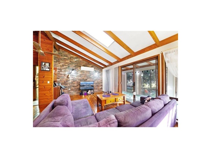 13 Empire Bay Drive, Kincumber NSW 2251