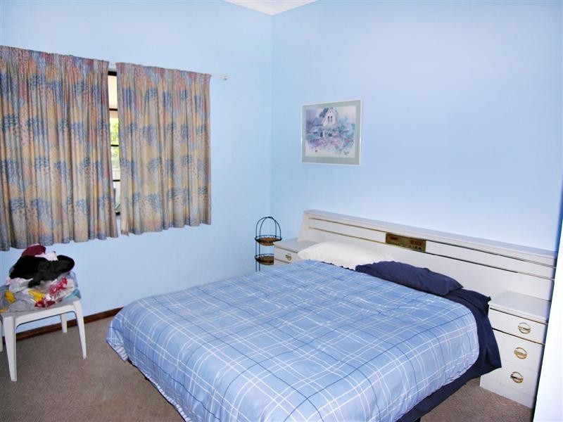 17 York Street, Point Frederick NSW 2250