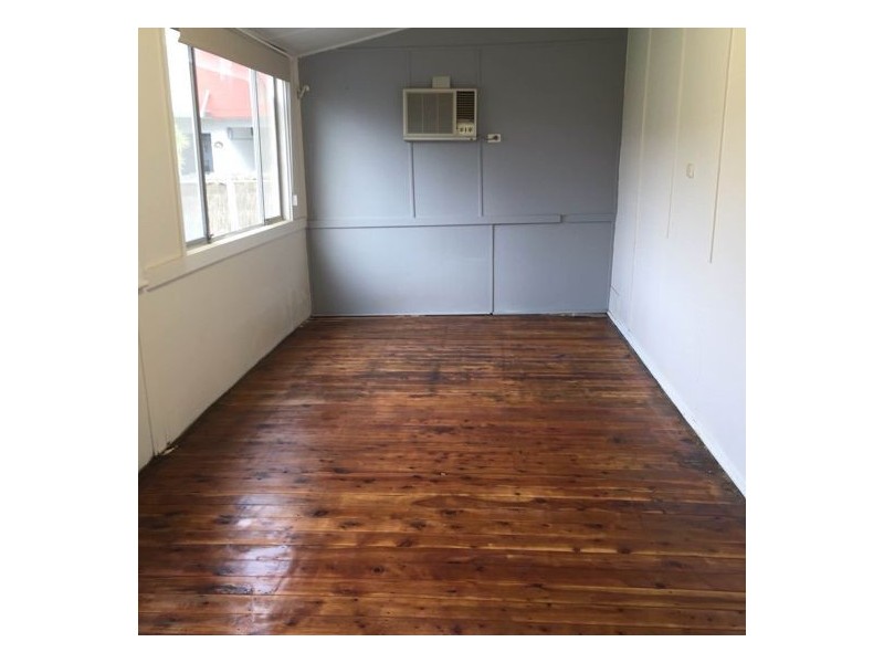 26 York Street, East Gosford NSW 2250