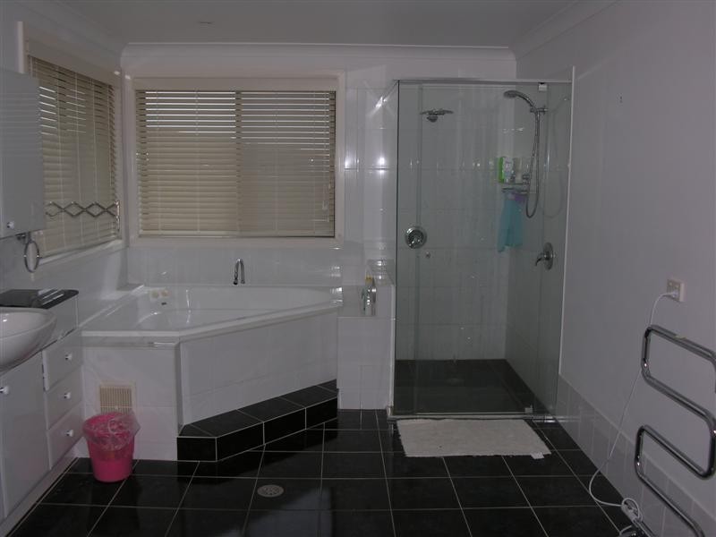 32F CAROLINE STREET, East Gosford NSW 2250