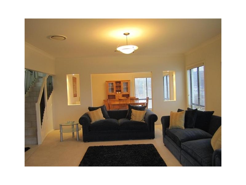 32F CAROLINE STREET, East Gosford NSW 2250