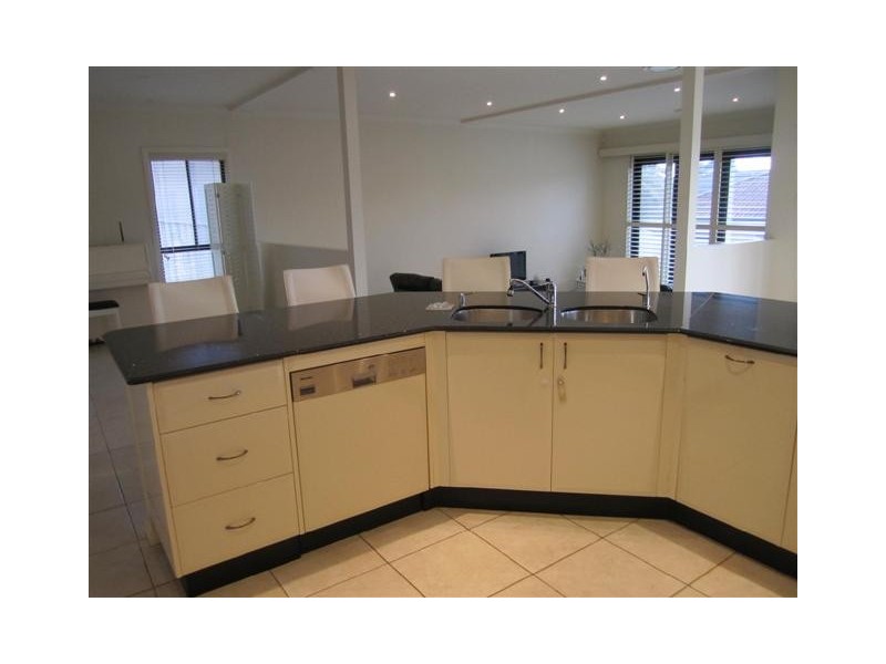 32F CAROLINE STREET, East Gosford NSW 2250