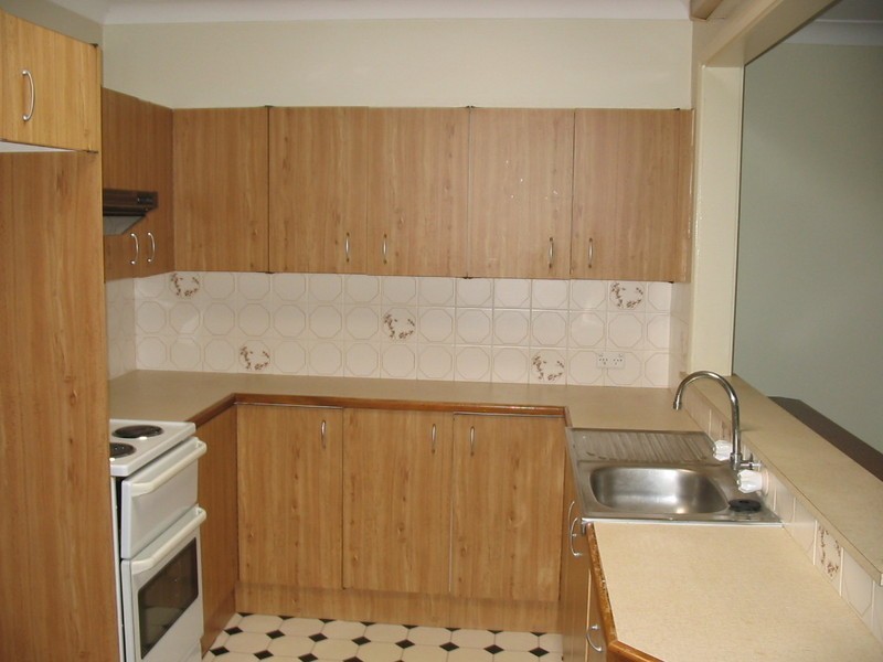 5 PHILIP STREET, East Gosford NSW 2250