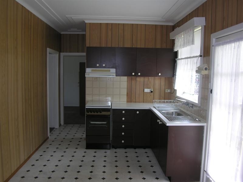 1 Headlam Parade, Springfield NSW 2250