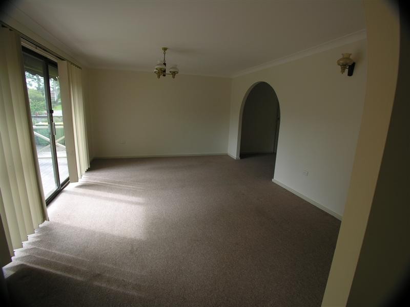 206 Avoca Drive, Green Point NSW 2251