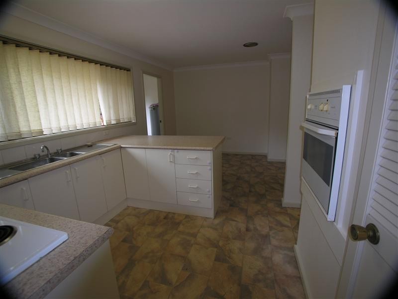 206 Avoca Drive, Green Point NSW 2251