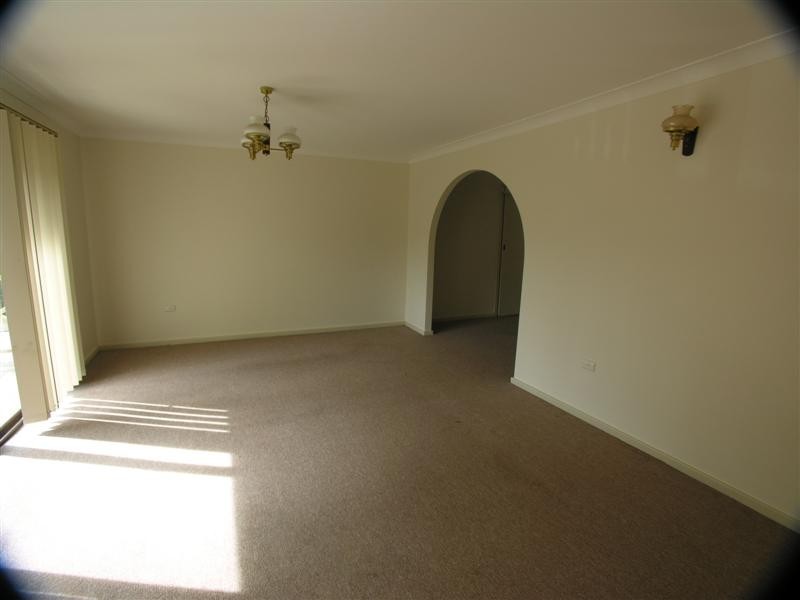 206 Avoca Drive, Green Point NSW 2251