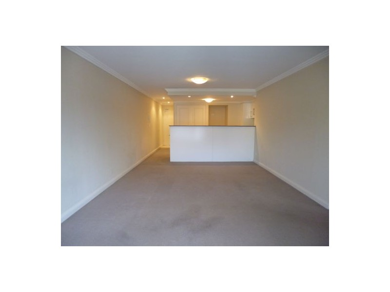 46/12 Baker Street, Gosford NSW 2250