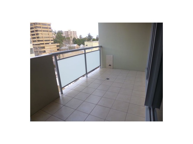 46/12 Baker Street, Gosford NSW 2250