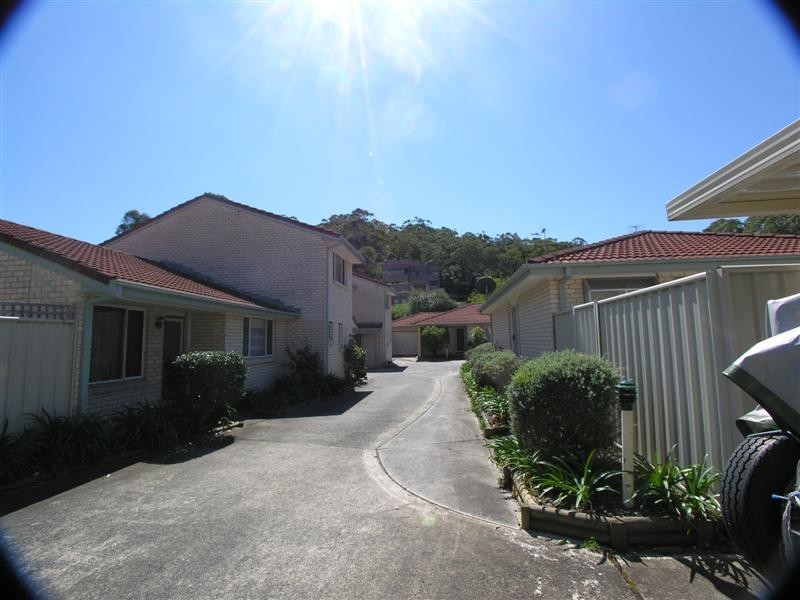 4/205A Albany Street, Point Frederick NSW 2250